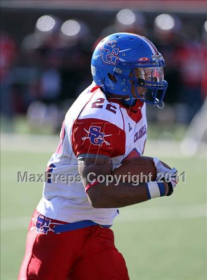 Thumbnail 3 in Lake Highlands vs. South Garland (5A Region 2 Bi-District Playoffs) photogallery.
