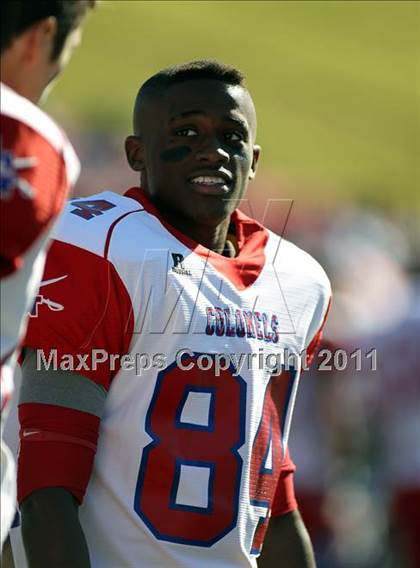 Thumbnail 2 in Lake Highlands vs. South Garland (5A Region 2 Bi-District Playoffs) photogallery.