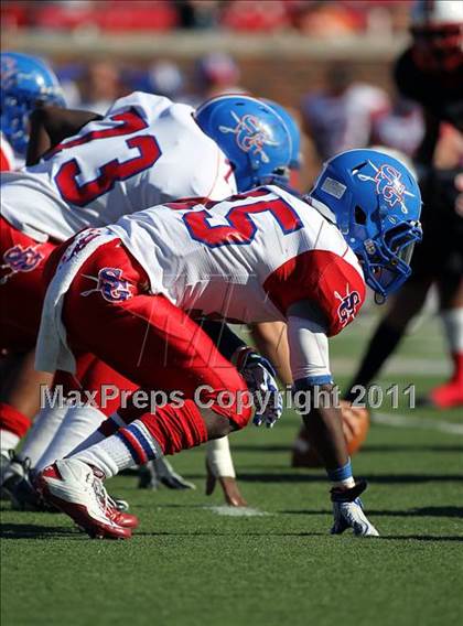 Thumbnail 1 in Lake Highlands vs. South Garland (5A Region 2 Bi-District Playoffs) photogallery.