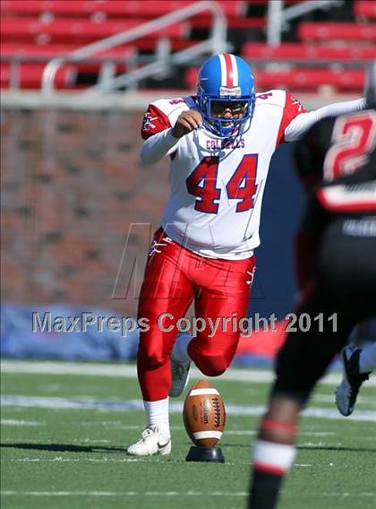 Thumbnail 3 in Lake Highlands vs. South Garland (5A Region 2 Bi-District Playoffs) photogallery.