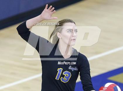 Thumbnail 1 in Bakersfield Christian vs. Mission Oak (CIF D3 Central Section Championship) photogallery.