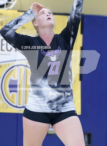 Thumbnail 1 in Bakersfield Christian vs. Mission Oak (CIF D3 Central Section Championship) photogallery.