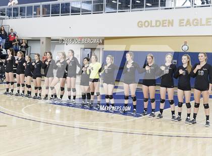 Thumbnail 2 in Bakersfield Christian vs. Mission Oak (CIF D3 Central Section Championship) photogallery.