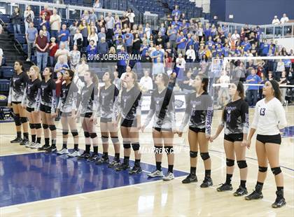Thumbnail 1 in Bakersfield Christian vs. Mission Oak (CIF D3 Central Section Championship) photogallery.