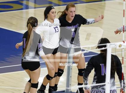 Thumbnail 2 in Bakersfield Christian vs. Mission Oak (CIF D3 Central Section Championship) photogallery.