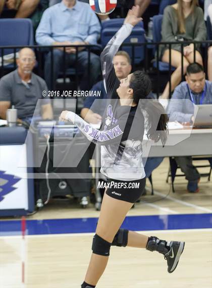Thumbnail 1 in Bakersfield Christian vs. Mission Oak (CIF D3 Central Section Championship) photogallery.