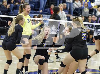 Thumbnail 3 in Bakersfield Christian vs. Mission Oak (CIF D3 Central Section Championship) photogallery.