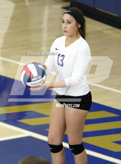 Thumbnail 3 in Bakersfield Christian vs. Mission Oak (CIF D3 Central Section Championship) photogallery.
