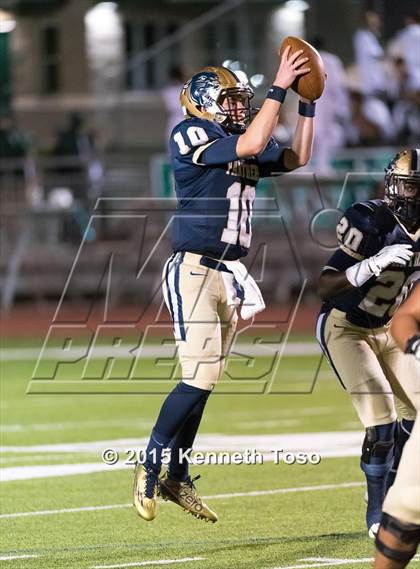 Thumbnail 2 in Southwest vs. O'Connor (UIL 6A Bi-District Playoff) photogallery.
