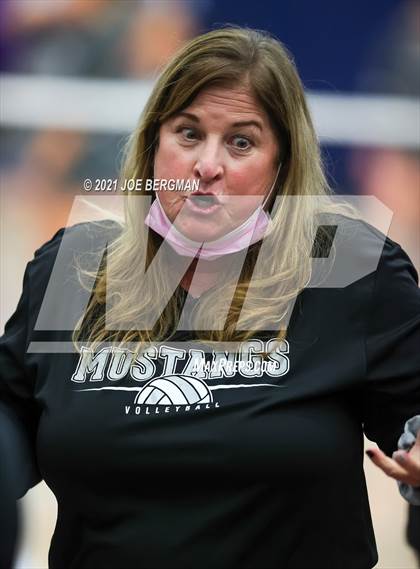 Thumbnail 1 in Stockdale vs. Clovis East (CIF-CS D2 Final) photogallery.