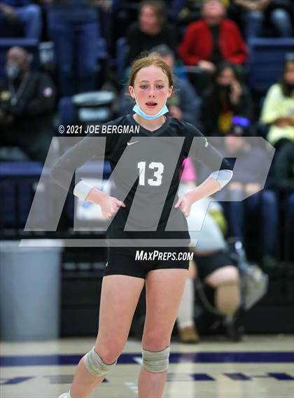 Thumbnail 3 in Stockdale vs. Clovis East (CIF-CS D2 Final) photogallery.