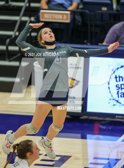 Thumbnail 3 in Stockdale vs. Clovis East (CIF-CS D2 Final) photogallery.
