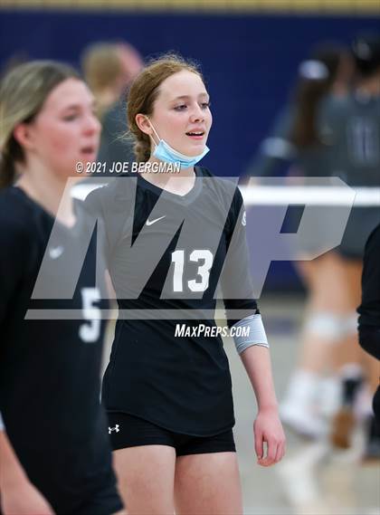 Thumbnail 3 in Stockdale vs. Clovis East (CIF-CS D2 Final) photogallery.