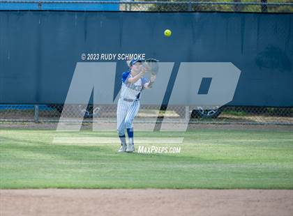 Thumbnail 3 in Del Norte @ Rancho Bernardo photogallery.