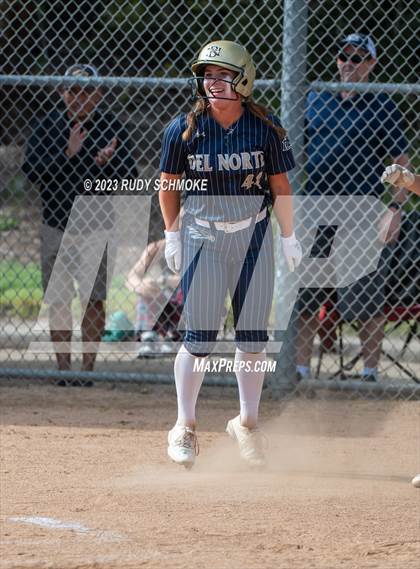 Thumbnail 1 in Del Norte @ Rancho Bernardo photogallery.