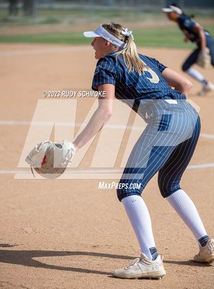 Thumbnail 3 in Del Norte @ Rancho Bernardo photogallery.