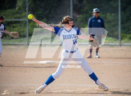 Thumbnail 2 in Del Norte @ Rancho Bernardo photogallery.