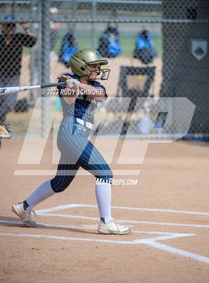Thumbnail 2 in Del Norte @ Rancho Bernardo photogallery.