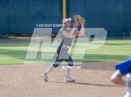 Thumbnail 3 in Del Norte @ Rancho Bernardo photogallery.
