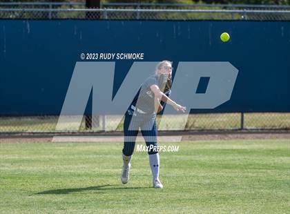 Thumbnail 1 in Del Norte @ Rancho Bernardo photogallery.