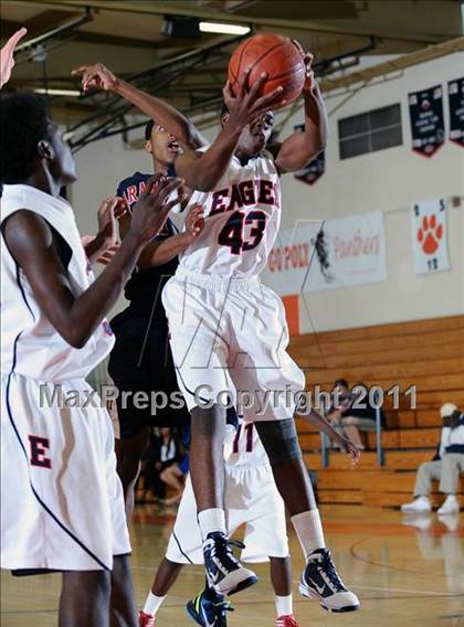 Thumbnail 3 in Maranatha vs Marshall (Poly Tournament) photogallery.