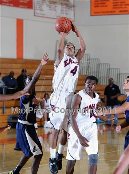 Thumbnail 3 in Maranatha vs Marshall (Poly Tournament) photogallery.