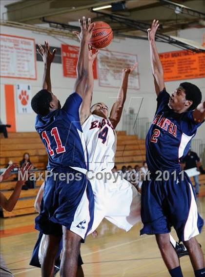 Thumbnail 2 in Maranatha vs Marshall (Poly Tournament) photogallery.