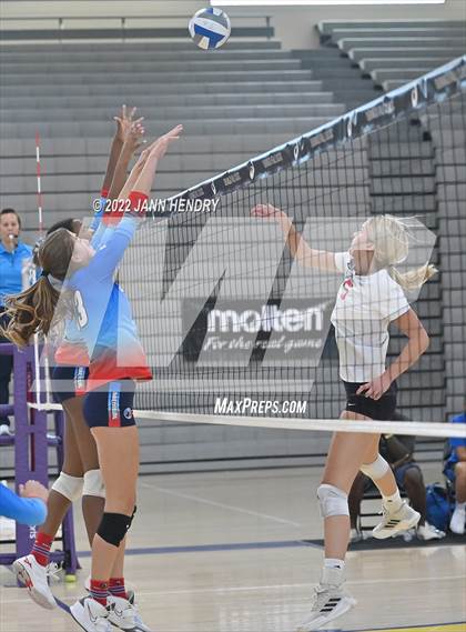 Thumbnail 2 in Cathedral Catholic vs. Marymount (Durango Fall Classic) photogallery.