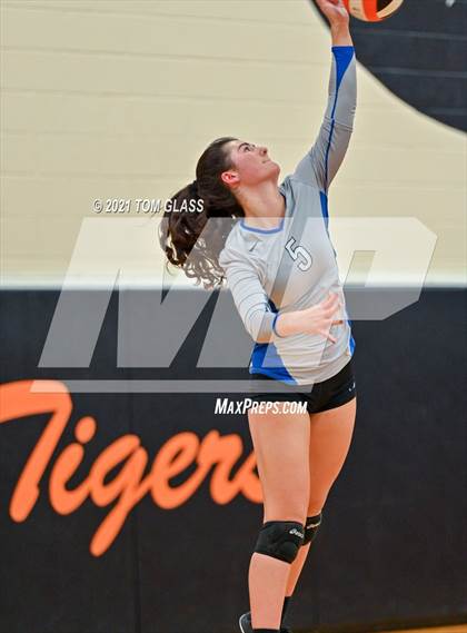 Thumbnail 2 in York @ Tabb (VHSL 3A Region 1 Championship) photogallery.