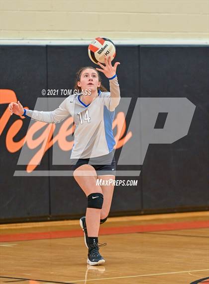 Thumbnail 3 in York @ Tabb (VHSL 3A Region 1 Championship) photogallery.