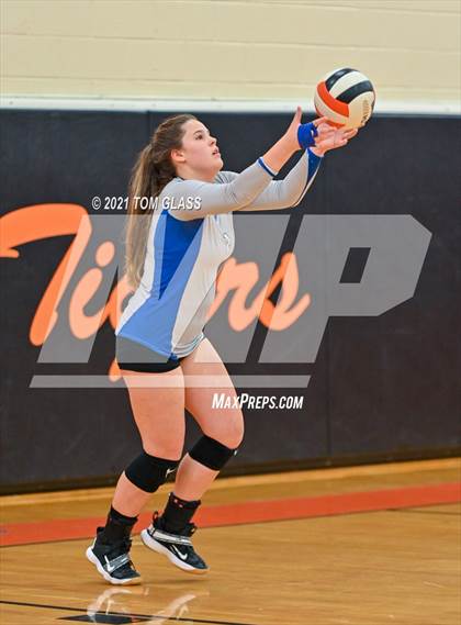 Thumbnail 3 in York @ Tabb (VHSL 3A Region 1 Championship) photogallery.