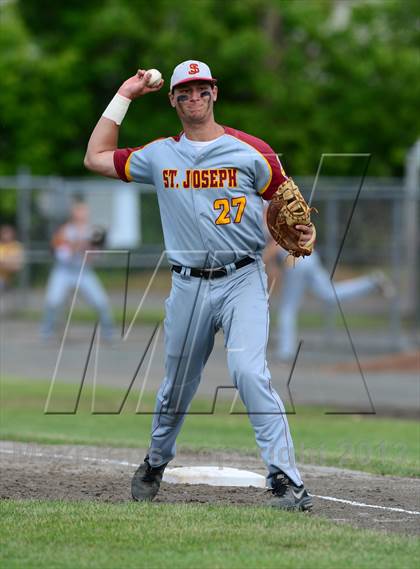 Thumbnail 3 in St. Joseph vs. Northwestern Regional (CIAC Class M Final) photogallery.