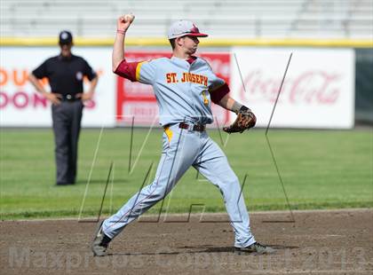 Thumbnail 2 in St. Joseph vs. Northwestern Regional (CIAC Class M Final) photogallery.