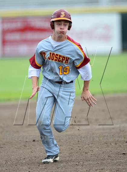 Thumbnail 1 in St. Joseph vs. Northwestern Regional (CIAC Class M Final) photogallery.