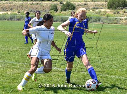 Thumbnail 3 in Bloomfield vs Belen (Aztec Invitational)  photogallery.