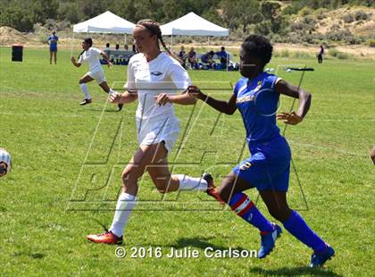 Thumbnail 3 in Bloomfield vs Belen (Aztec Invitational)  photogallery.