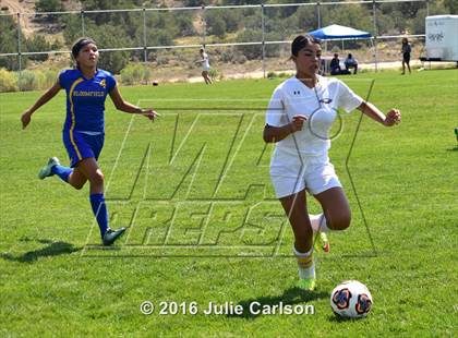 Thumbnail 3 in Bloomfield vs Belen (Aztec Invitational)  photogallery.