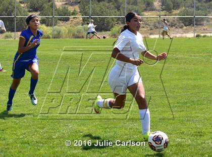 Thumbnail 1 in Bloomfield vs Belen (Aztec Invitational)  photogallery.
