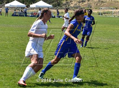 Thumbnail 1 in Bloomfield vs Belen (Aztec Invitational)  photogallery.