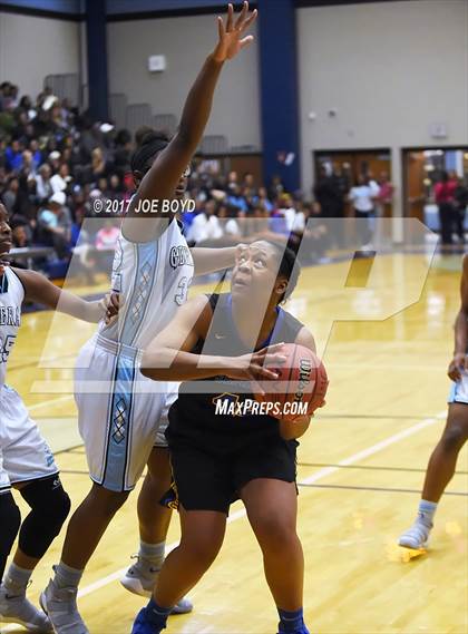 Thumbnail 1 in Lee vs. Jemison photogallery.