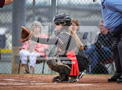 Thumbnail 1 in Collierville vs. Houston (4A District 15 1st Round) photogallery.