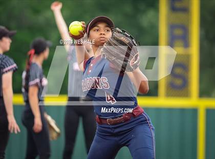 Thumbnail 2 in Collierville vs. Houston (4A District 15 1st Round) photogallery.