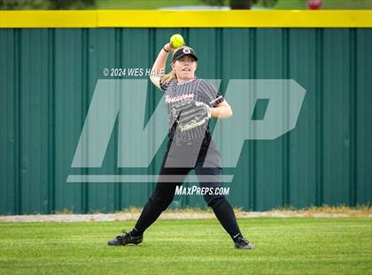 Thumbnail 3 in Collierville vs. Houston (4A District 15 1st Round) photogallery.