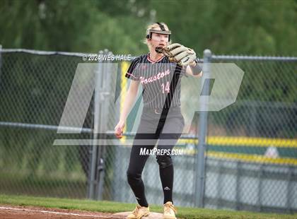 Thumbnail 2 in Collierville vs. Houston (4A District 15 1st Round) photogallery.