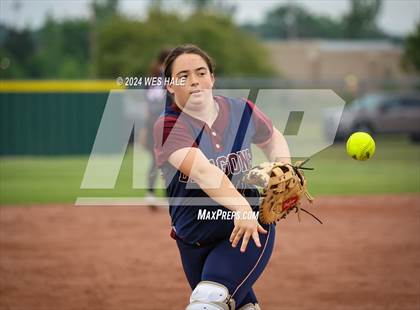 Thumbnail 1 in Collierville vs. Houston (4A District 15 1st Round) photogallery.