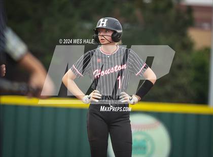 Thumbnail 2 in Collierville vs. Houston (4A District 15 1st Round) photogallery.