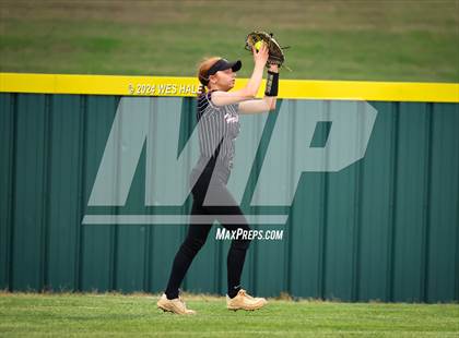 Thumbnail 3 in Collierville vs. Houston (4A District 15 1st Round) photogallery.