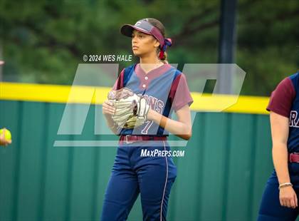 Thumbnail 3 in Collierville vs. Houston (4A District 15 1st Round) photogallery.