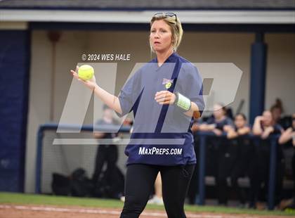 Thumbnail 1 in Collierville vs. Houston (4A District 15 1st Round) photogallery.