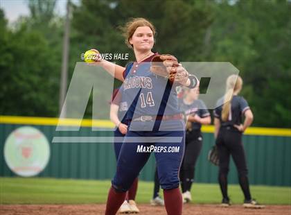 Thumbnail 2 in Collierville vs. Houston (4A District 15 1st Round) photogallery.